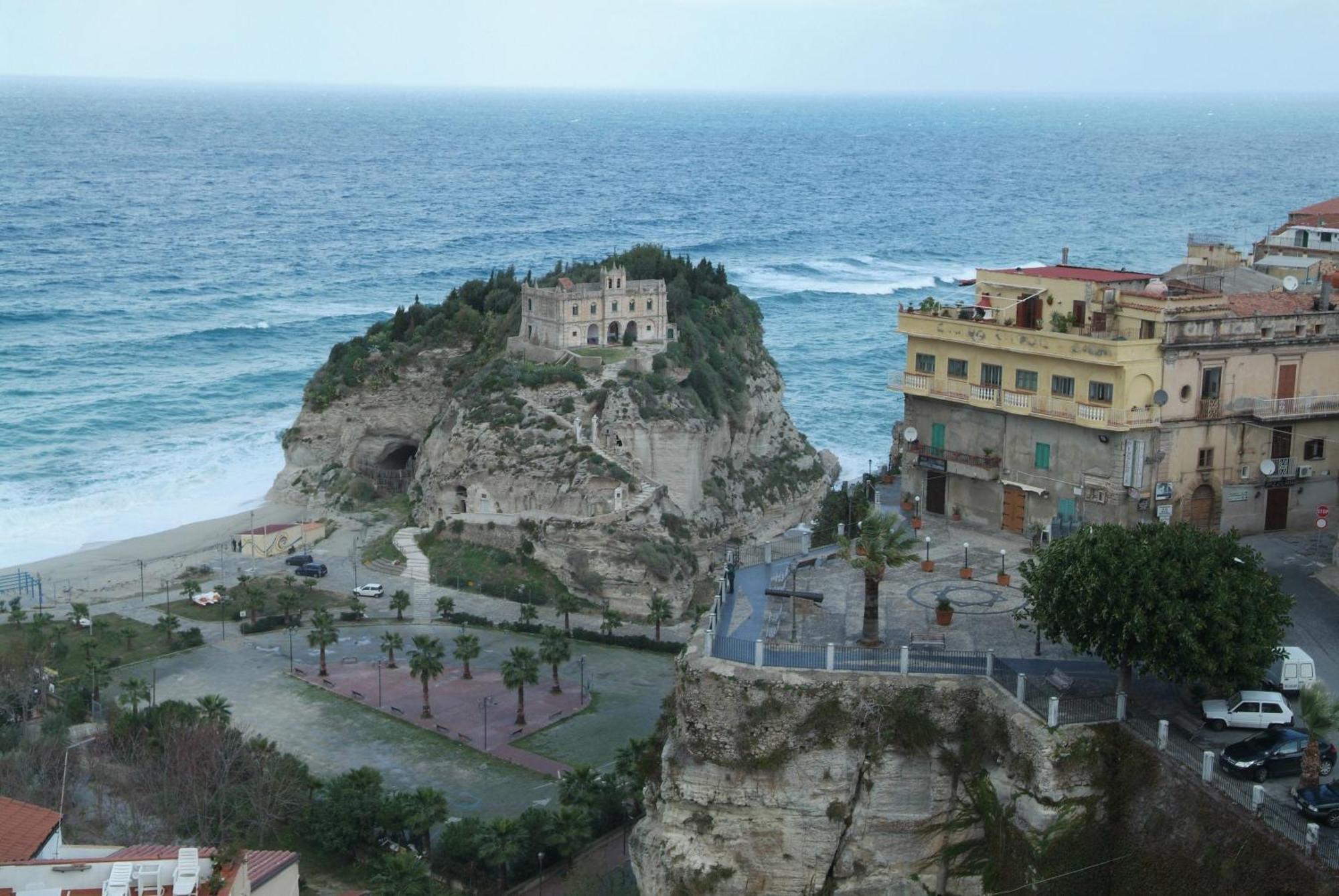 Hotel Alexander 3*