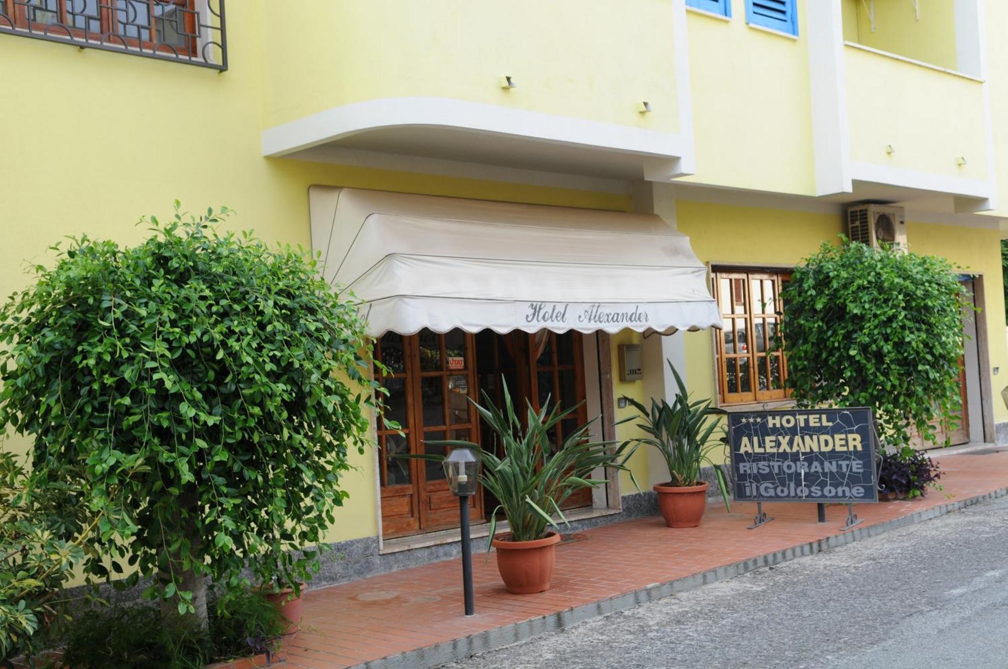 Alexander Santa Domenica (Vibo Valentia)