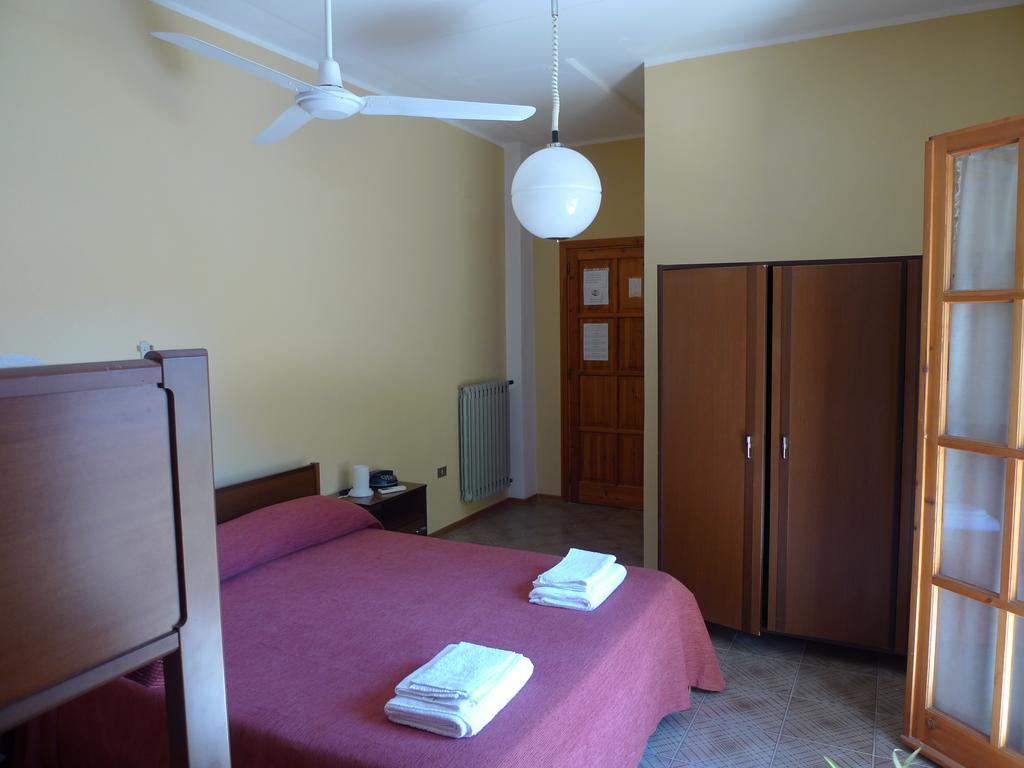 Hotel Alexander 3*